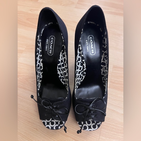 Coach Corey Black Open Toe Platform Pump - Picture 2 of 8